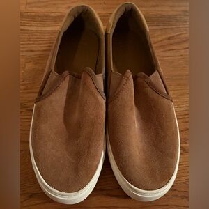 UGG Women's Cahlvan Hickory Suede Slip On Sneakers, 1121613, Size 9, EUC